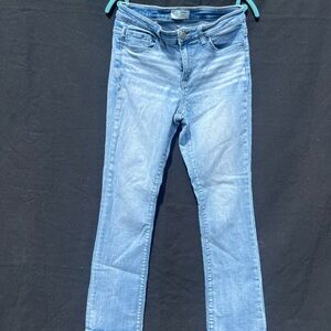 BKE Women's Light Blue bootcut Jeans 29” waist 31 1/2 inseam